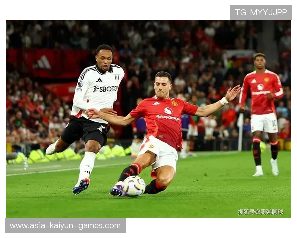 五大联赛门将出球方式演变影响控球风格，球队门将